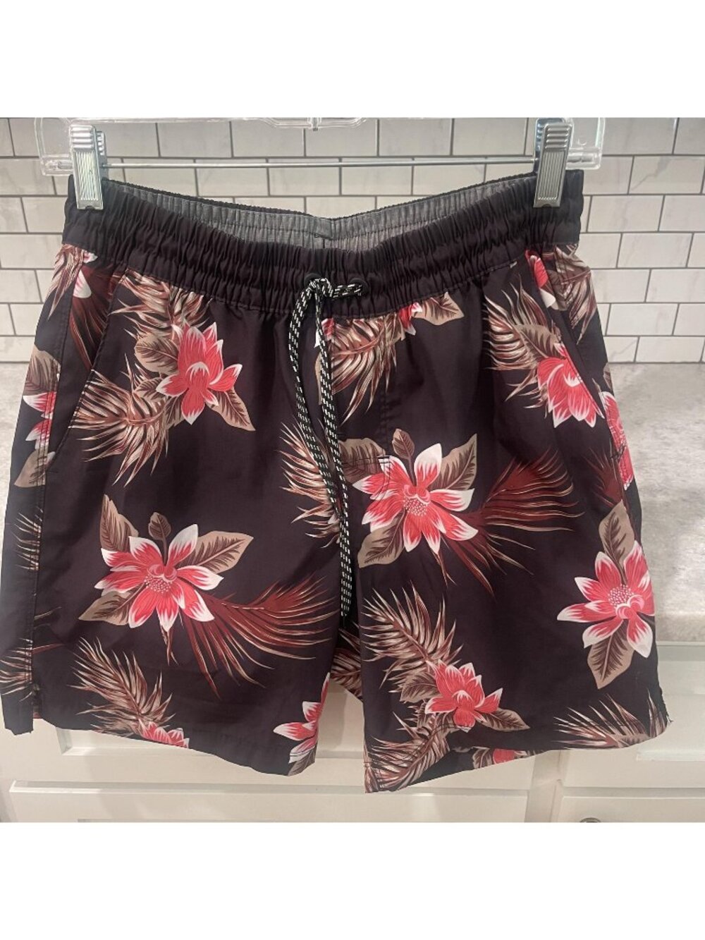 Hurley Swim Shorts Mens Small Black Floral Hawaiian Lined Pockets Quick Dry‎